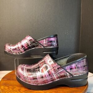 Dansko Clogs Women's Size 38 US 7.5 - 8 Black Pink Purple Gray Abstract Plaid